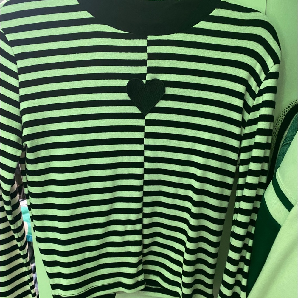 Hot Topic long sleeve